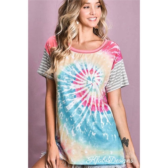 ❤️LAST 1! Circular Tie Dye Contrast Detail Top! - Picture 3 of 11